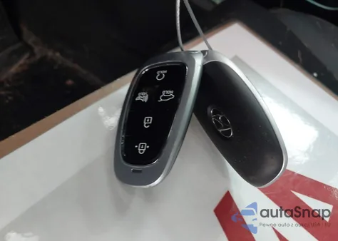 2023 Hyundai Santa Fe Xrt z USA, uszkodzony, nr VIN 5NMS64AJ2PH500547